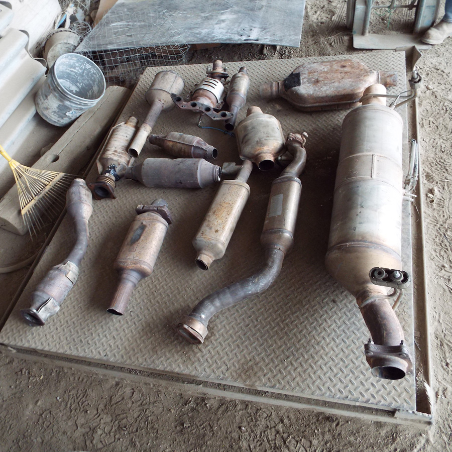 Catalytic Converters Recycling Austin All American Recycling   Pic Buy Catalytic Converters 1 